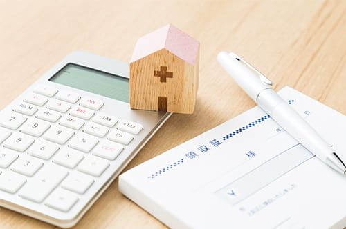 「健康保険を使って」は罠？ 交通事故被害者が知るべき正しい対...